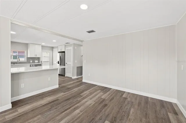 a view of livingroom with hardwood