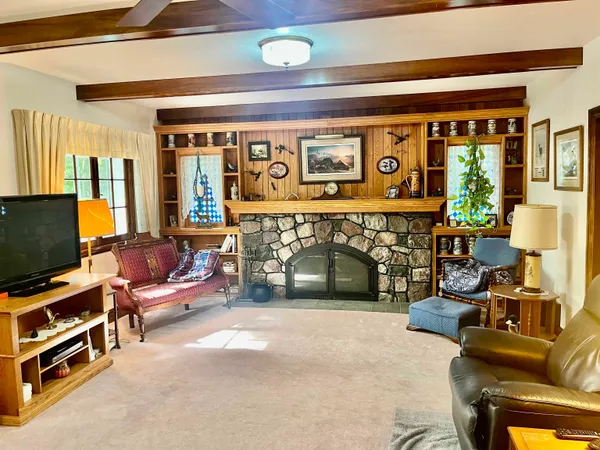 $509,900 | 15670 South Big Island Lane, Mountain, WI 54149