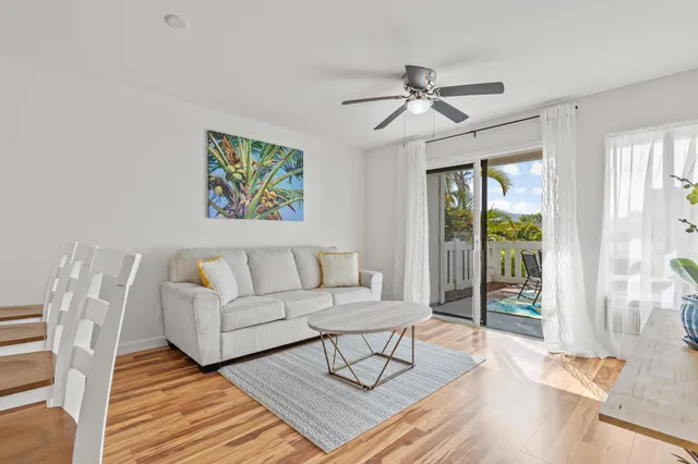 $555,000 | 75-6081 Alii Drive, Unit V106, Kailua-Kona, HI 96740