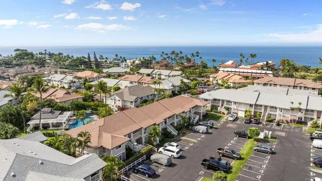 $555,000 | 75-6081 Alii Drive, Unit V106, Kailua-Kona, HI 96740