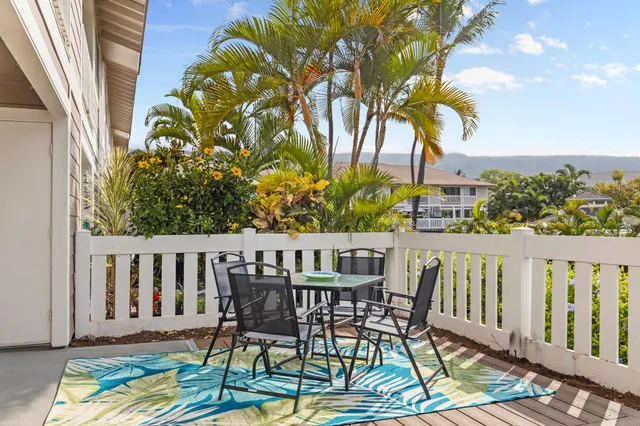 $555,000 | 75-6081 Alii Drive, Unit V106, Kailua-Kona, HI 96740