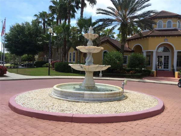$2,095 | 5552 Bentgrass Drive, Unit 7102, Sarasota, FL 34235