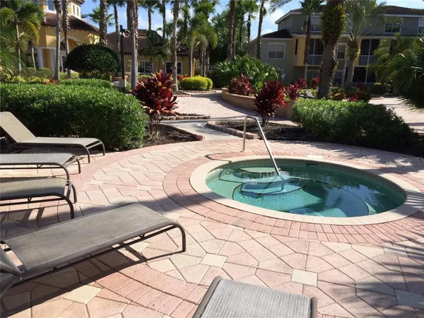 $2,095 | 5552 Bentgrass Drive, Unit 7102, Sarasota, FL 34235