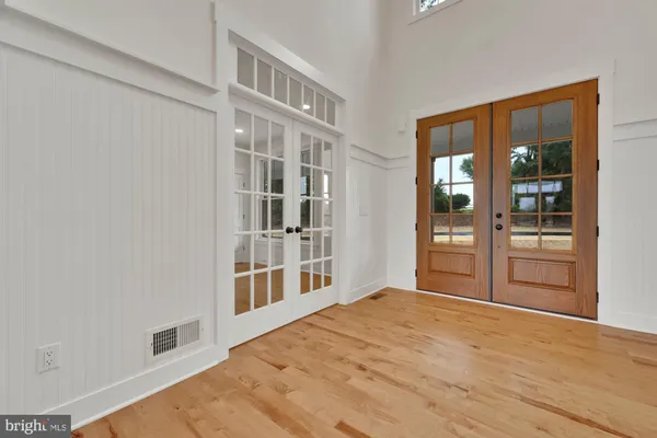 a bedroom with a bed and closet