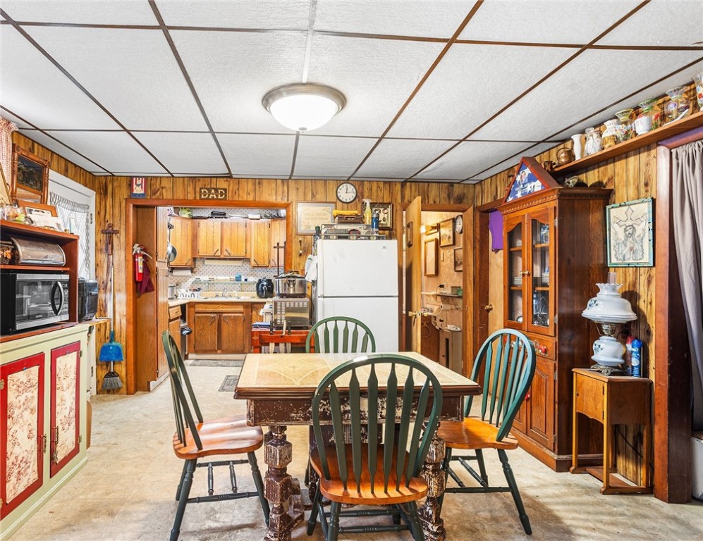 108 Rodman Street Woonsocket, RI 02895 - Photo 5 of 23