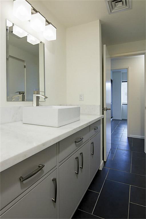 5000 Montrose Boulevard, Unit 9D Houston, TX 77006 - Photo 15 of 24