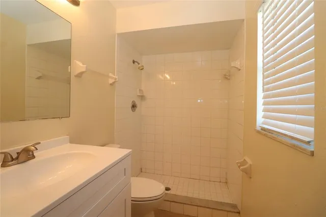 $2,000 | 3995 Macdonough Avenue, Orlando, FL 32809