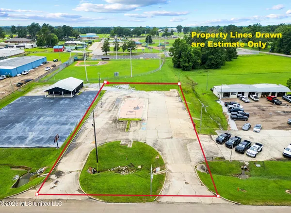 $325,000 | 821 Highway 35, Forest, MS 39074