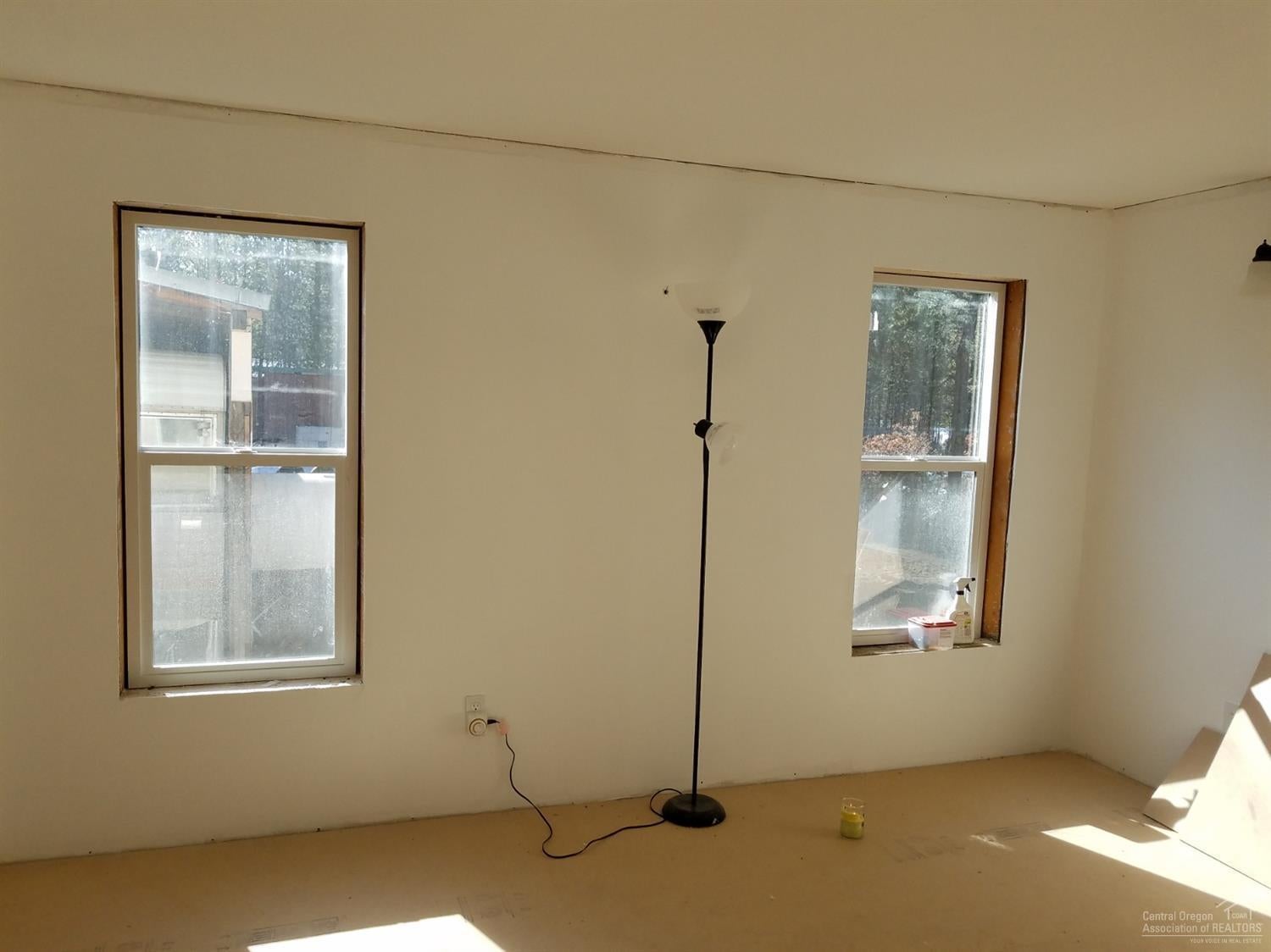 51359 Welch Road La Pine, OR 97739 - Photo 9 of 21 master bedroom nice size.