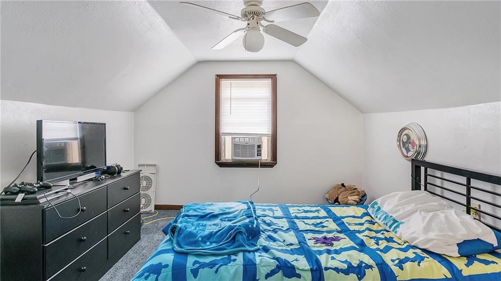 6927-6929 Shannon Road Verona, PA 15147 - Photo 20 of 23 Rear House - 2nd Floor Bedroom