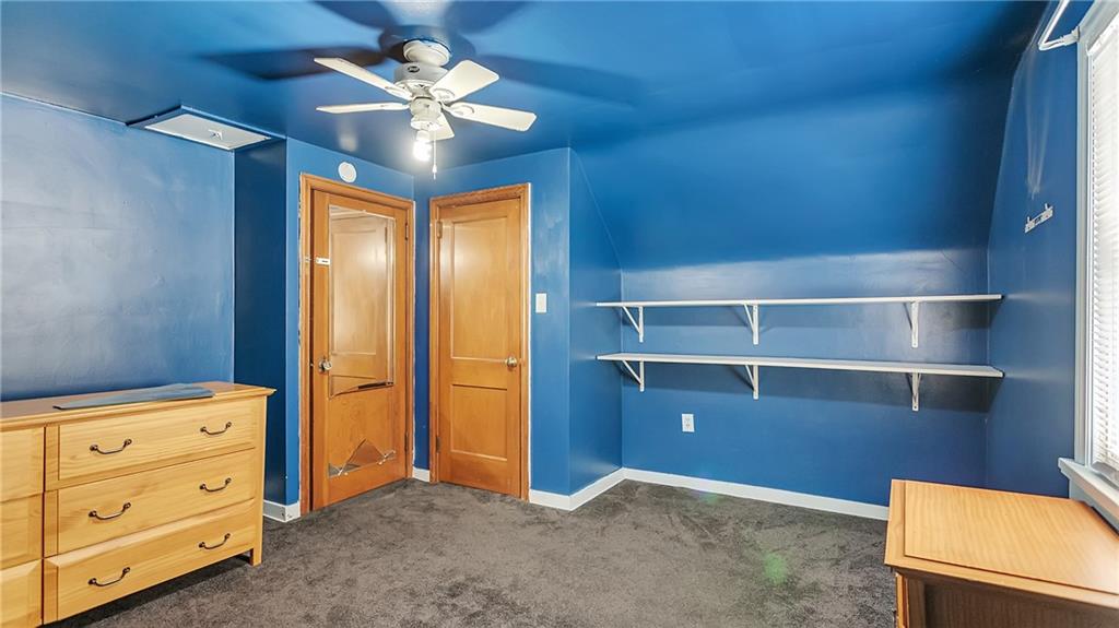 6927-6929 Shannon Road Verona, PA 15147 - Photo 8 of 23 Main House - 2nd floor bedroom 2