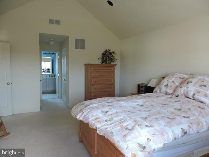 3226 Riding Court Chalfont, PA 18914 - Photo 16 of 25 Gallery Image 16