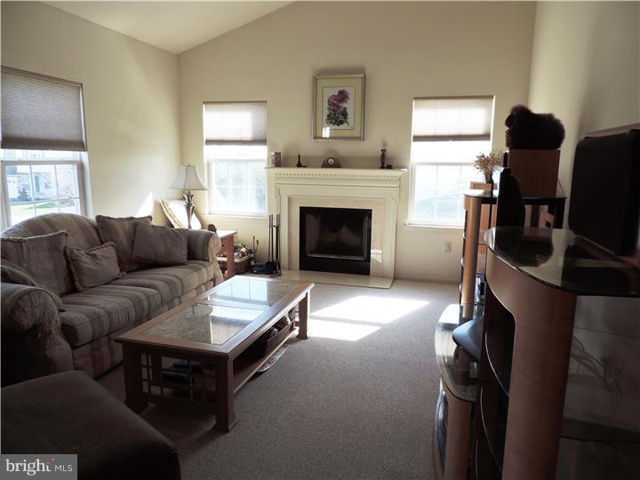 3226 Riding Court Chalfont, PA 18914 - Photo 10 of 25 Gallery Image 10