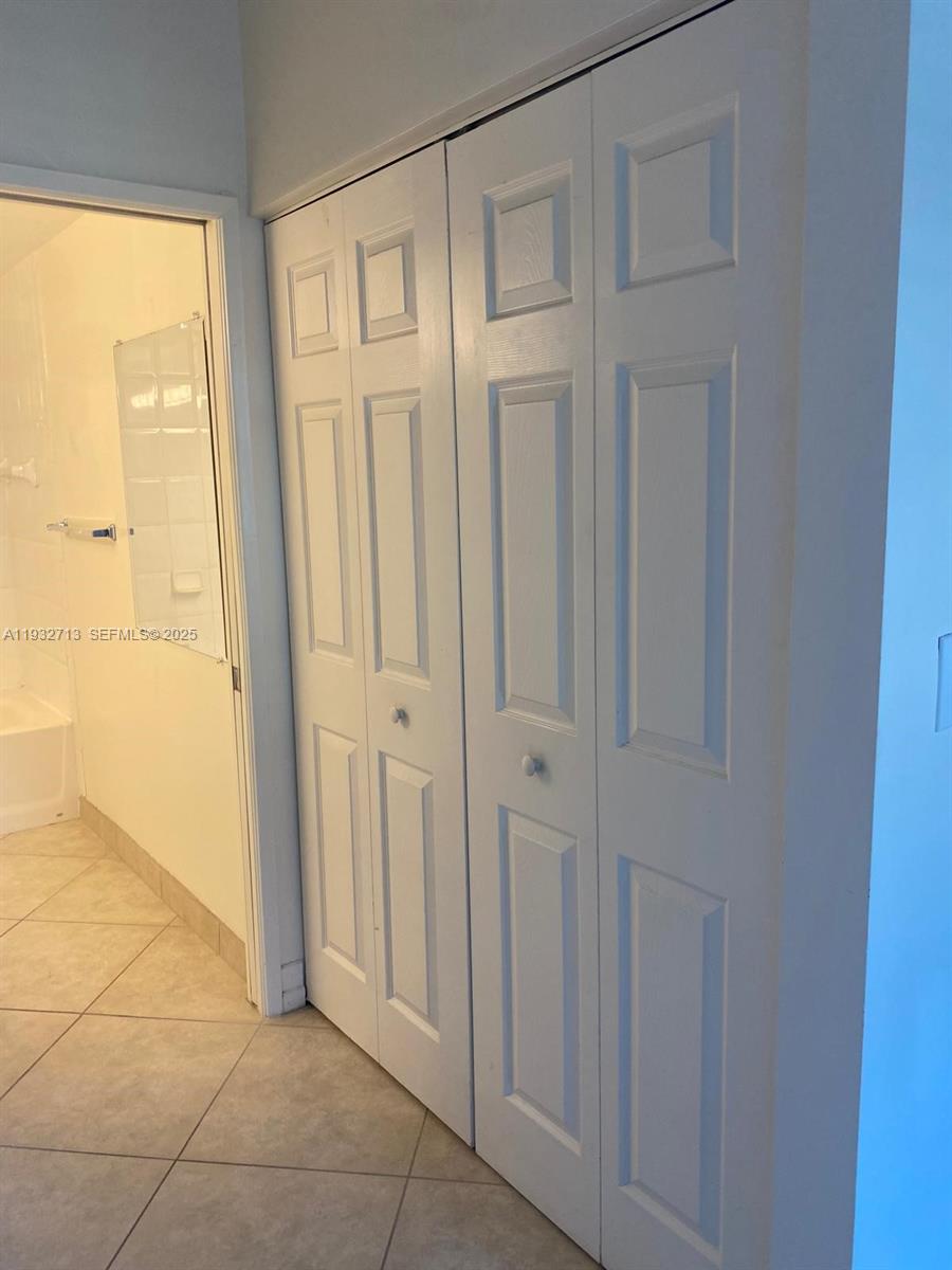 8060 North Nob Hill Road, Unit 102 Tamarac, FL 33321 - Photo 9 of 14