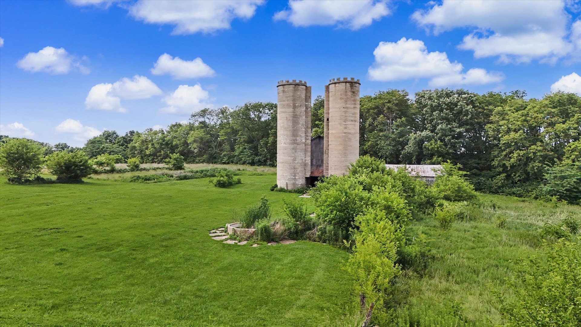 1090 Bucks Pond Road Monticello, IL 61856 - Photo 128 of 132