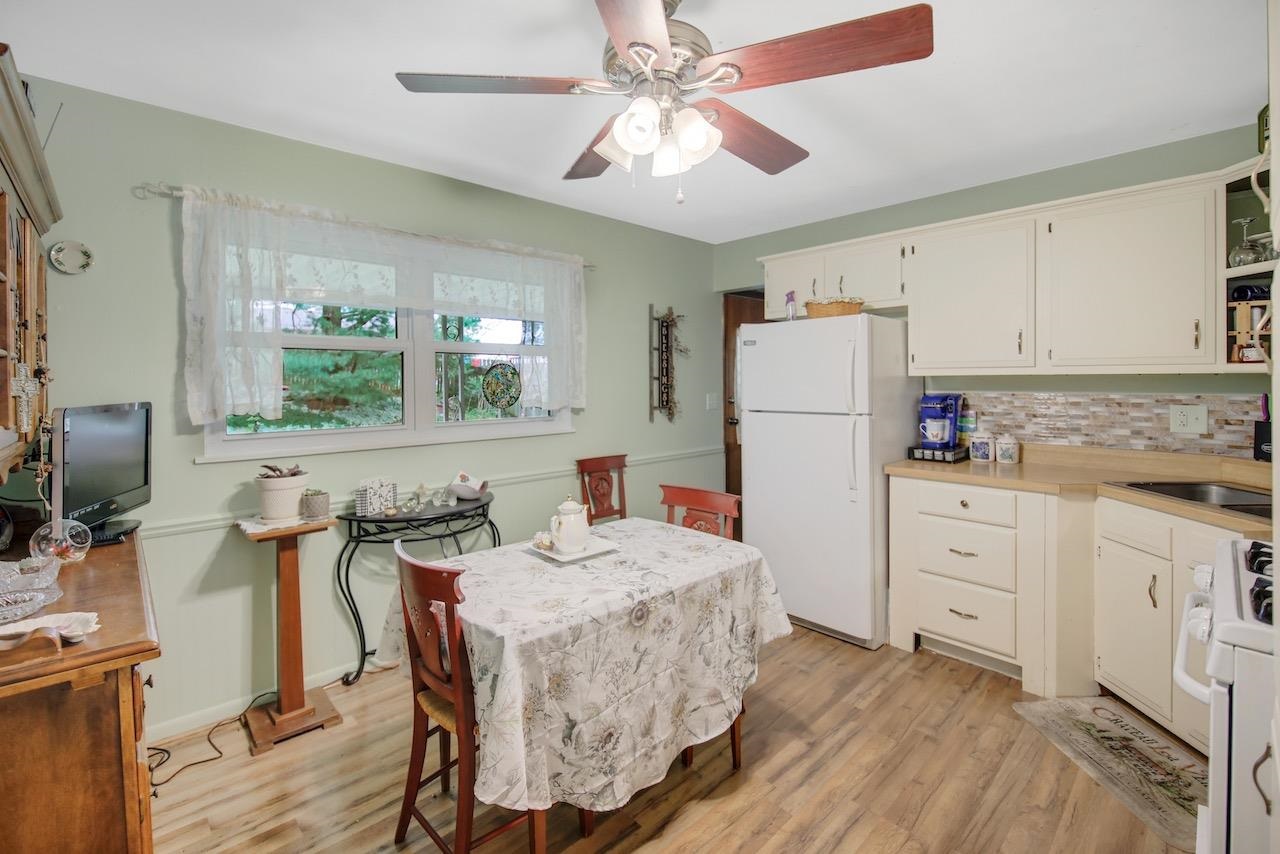 6123 North Hamilton Road Peoria, IL 61614 - Photo 7 of 28 Gallery Image 7