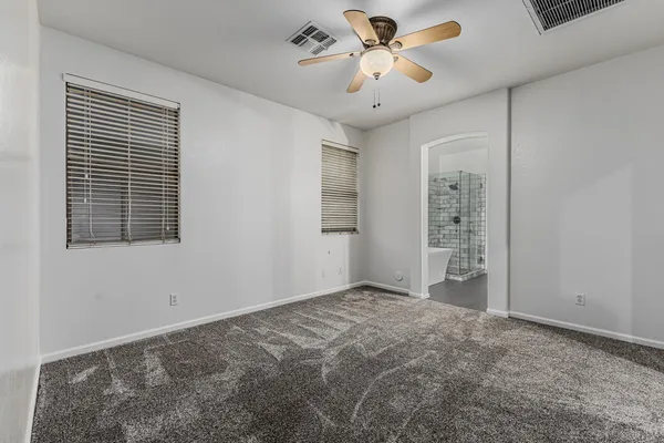$2,400 | 20944 North 94th Lane, Peoria, AZ 85382