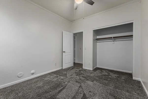 $2,400 | 20944 North 94th Lane, Peoria, AZ 85382