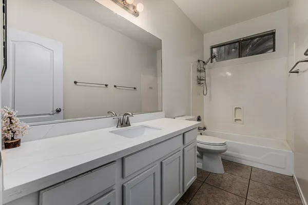 $2,400 | 20944 North 94th Lane, Peoria, AZ 85382