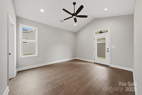 $481,900 | 835 A Wynnshire Drive, Hickory, NC 28601