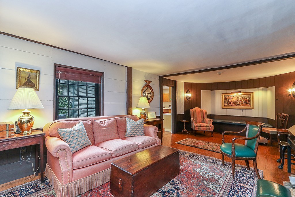 34 Bemis Road Dedham, MA 02026 - Photo 4 of 23 Gallery Image 4