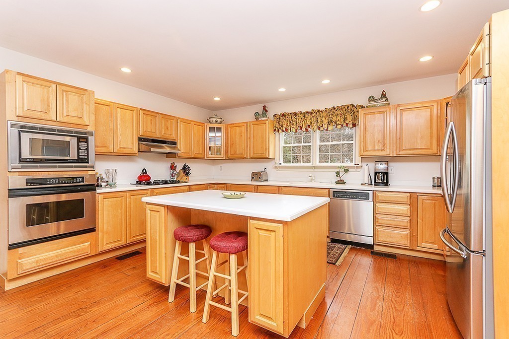 34 Bemis Road Dedham, MA 02026 - Photo 9 of 23 Gallery Image 9