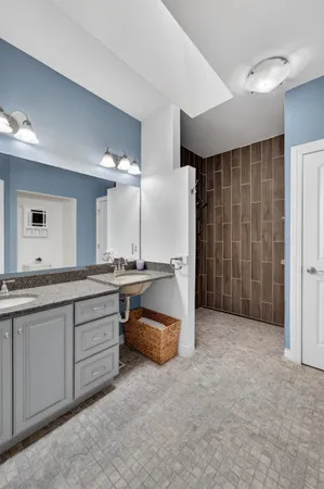 $637,000 | 609 South Meadowbrook Lane, Waunakee, WI 53597