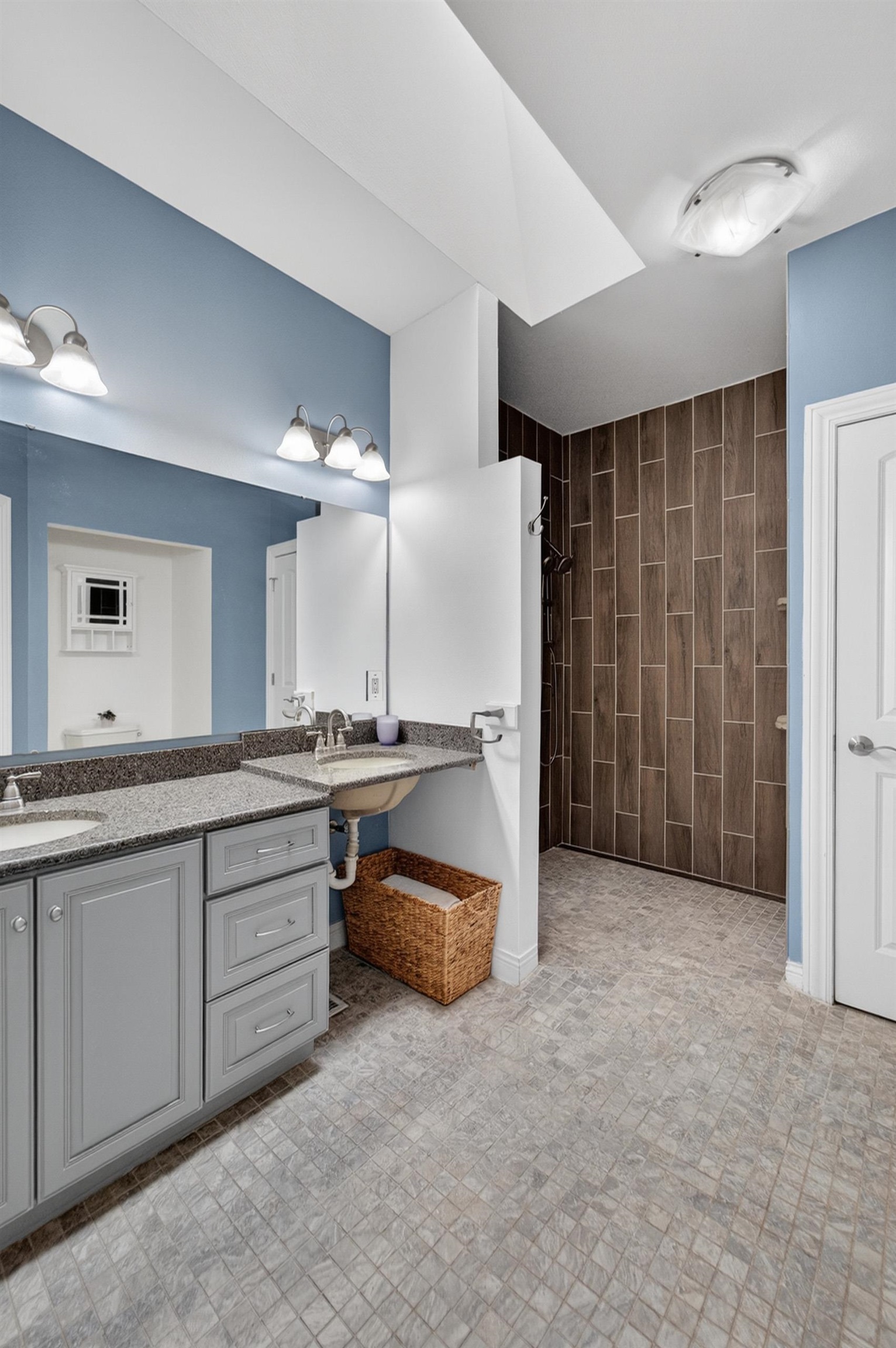 609 South Meadowbrook Lane Waunakee, WI 53597 - Photo 20 of 48