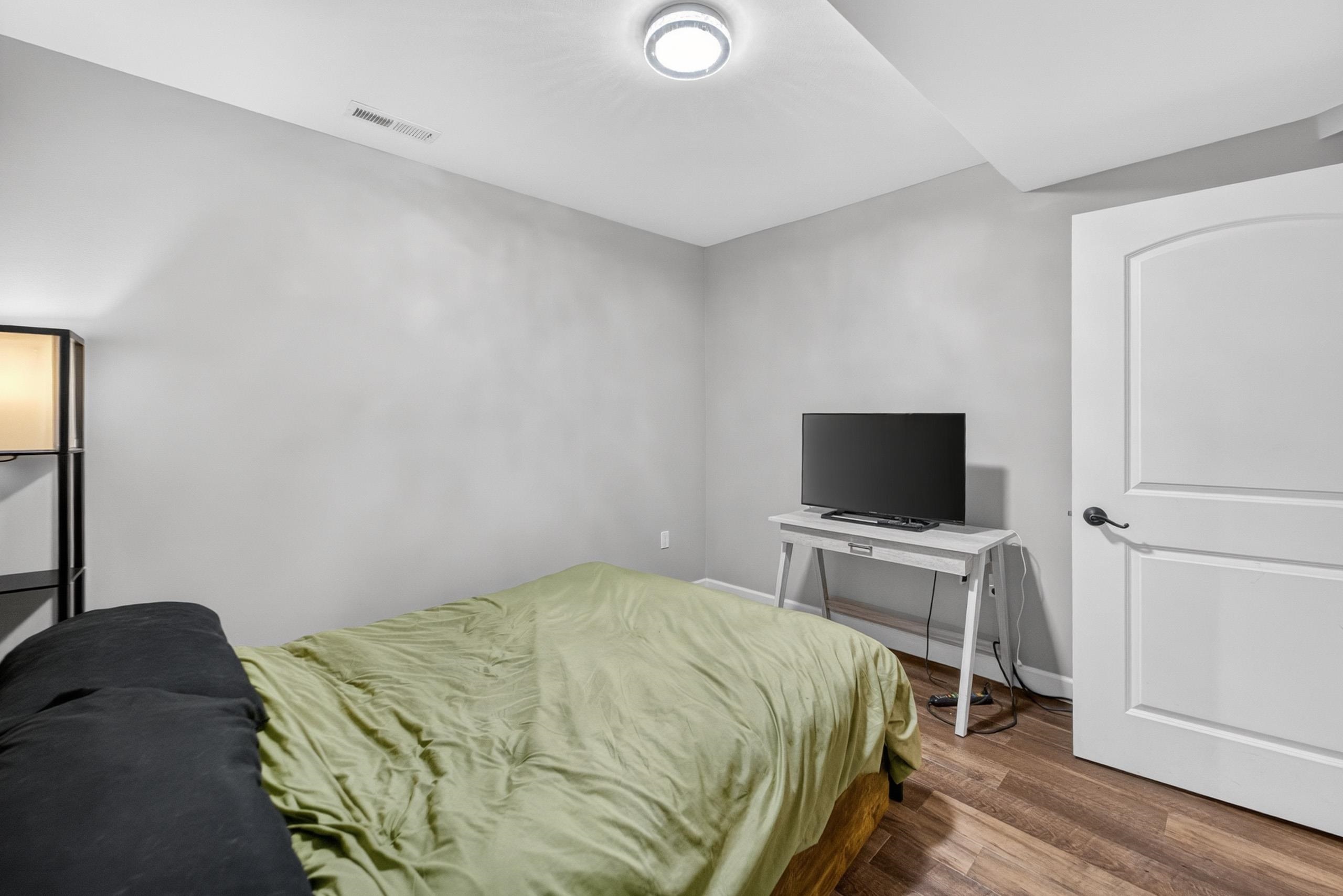 609 South Meadowbrook Lane Waunakee, WI 53597 - Photo 33 of 48