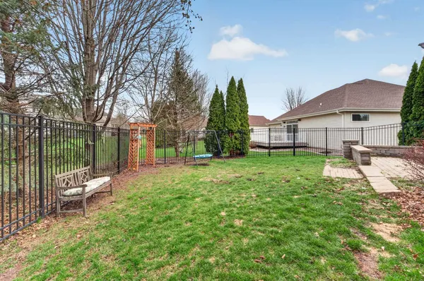 $637,000 | 609 South Meadowbrook Lane, Waunakee, WI 53597