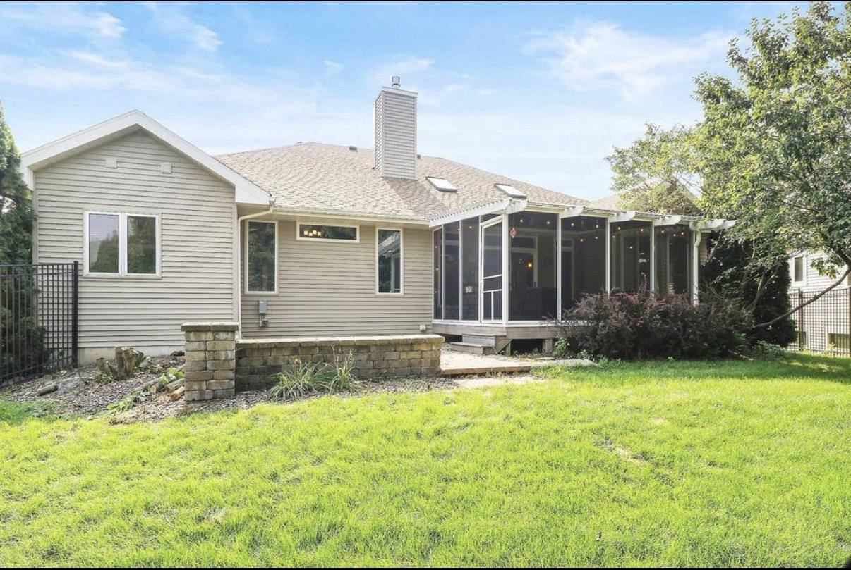 609 South Meadowbrook Lane Waunakee, WI 53597 - Photo 43 of 48