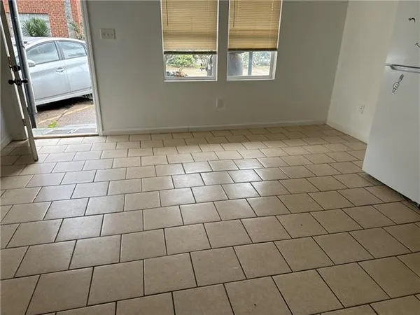 $1,075 | 1300 Bolo Court, Unit 105, Bridge City, LA 70094