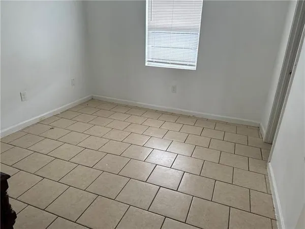 $1,075 | 1300 Bolo Court, Unit 105, Bridge City, LA 70094