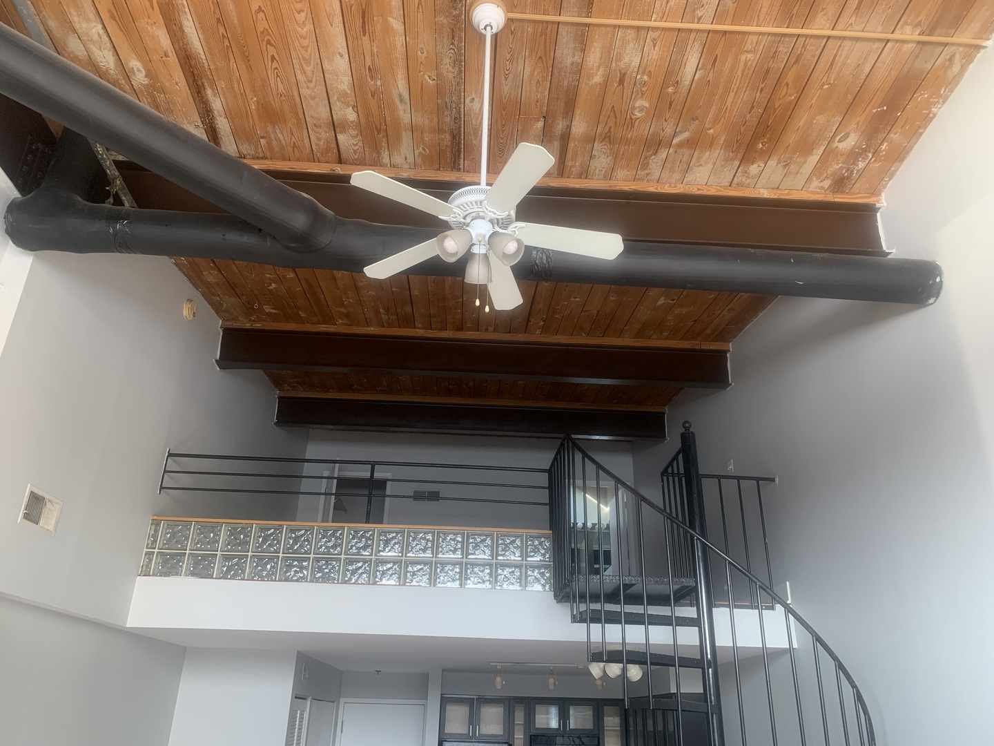 925 Green Bay Road, Unit 18 Winnetka, IL 60093 - Photo 10 of 10 a view of entryway