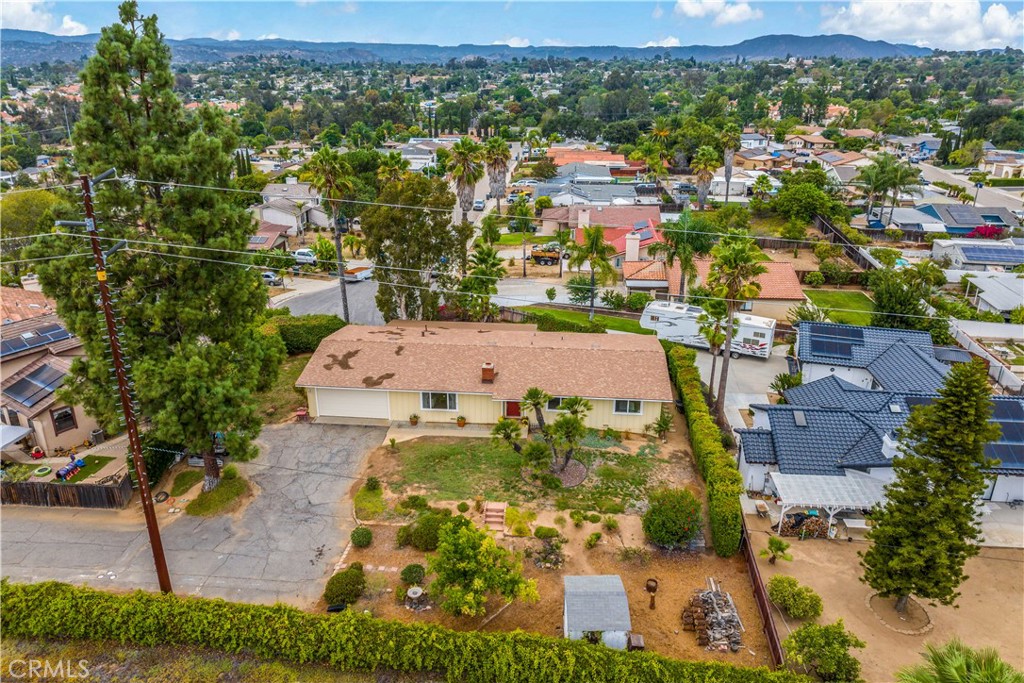 1181 Gearald Way Fallbrook, CA 92028 - Photo 37 of 39 an aerial view of residential houses with outdoor space