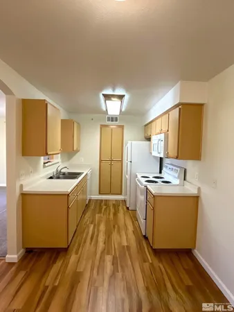 $1,529 | 6850 Sharlands Avenue, Unit AB2170, Reno, NV 89523