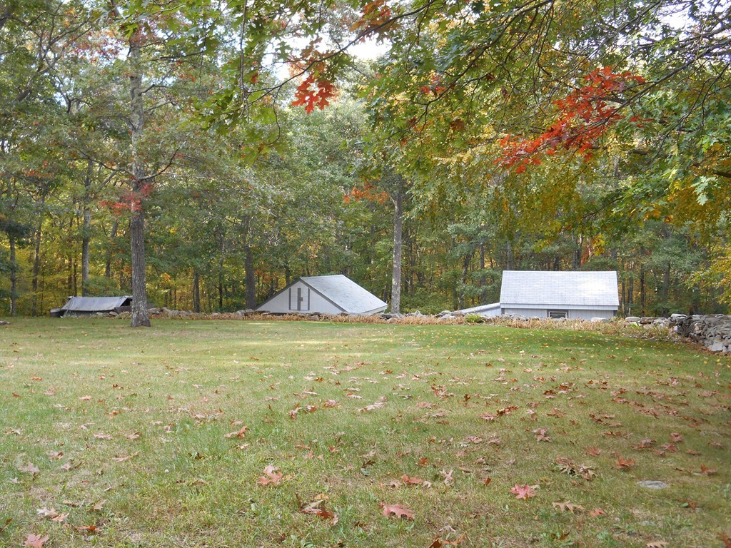 119 Douglas Road Webster, MA 01570 - Photo 6 of 30 Gallery Image 6
