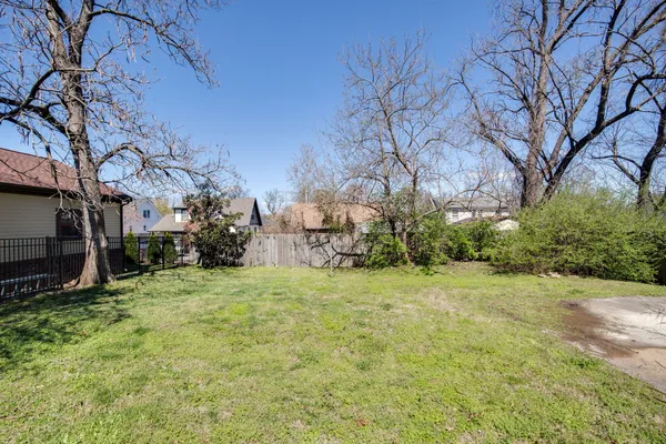 $2,800 | 1031 Maynor Avenue, Nashville, TN 37216