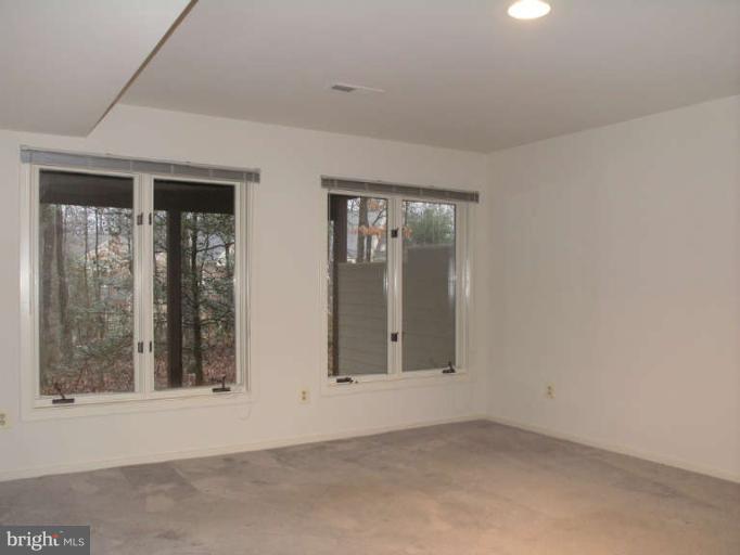 11561 Hemingway Drive Reston, VA 20194 - Photo 24 of 30 Bedroom 4 Lower