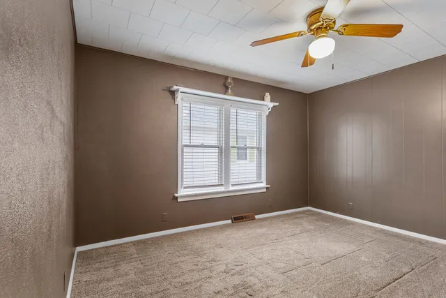 $239,900 | 431 South Independence Street, Monticello, IL 61856