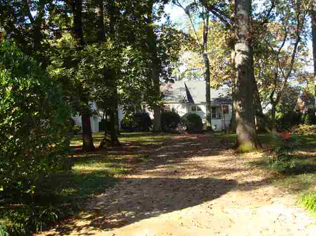 202 Riverside Drive Greenville, SC 29605 - Photo 14 of 15 Gallery Image 14