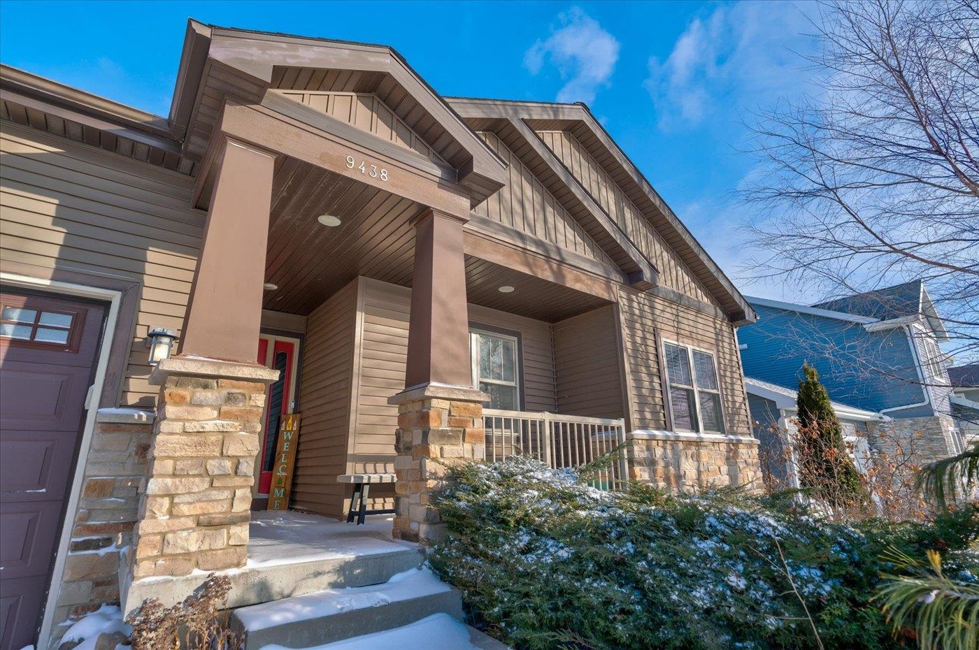 9438 Spirit Street Middleton, WI 53562 - Photo 3 of 36