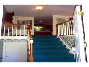 35 Westview Road Bedford, NH 03110 - Photo 2 of 5