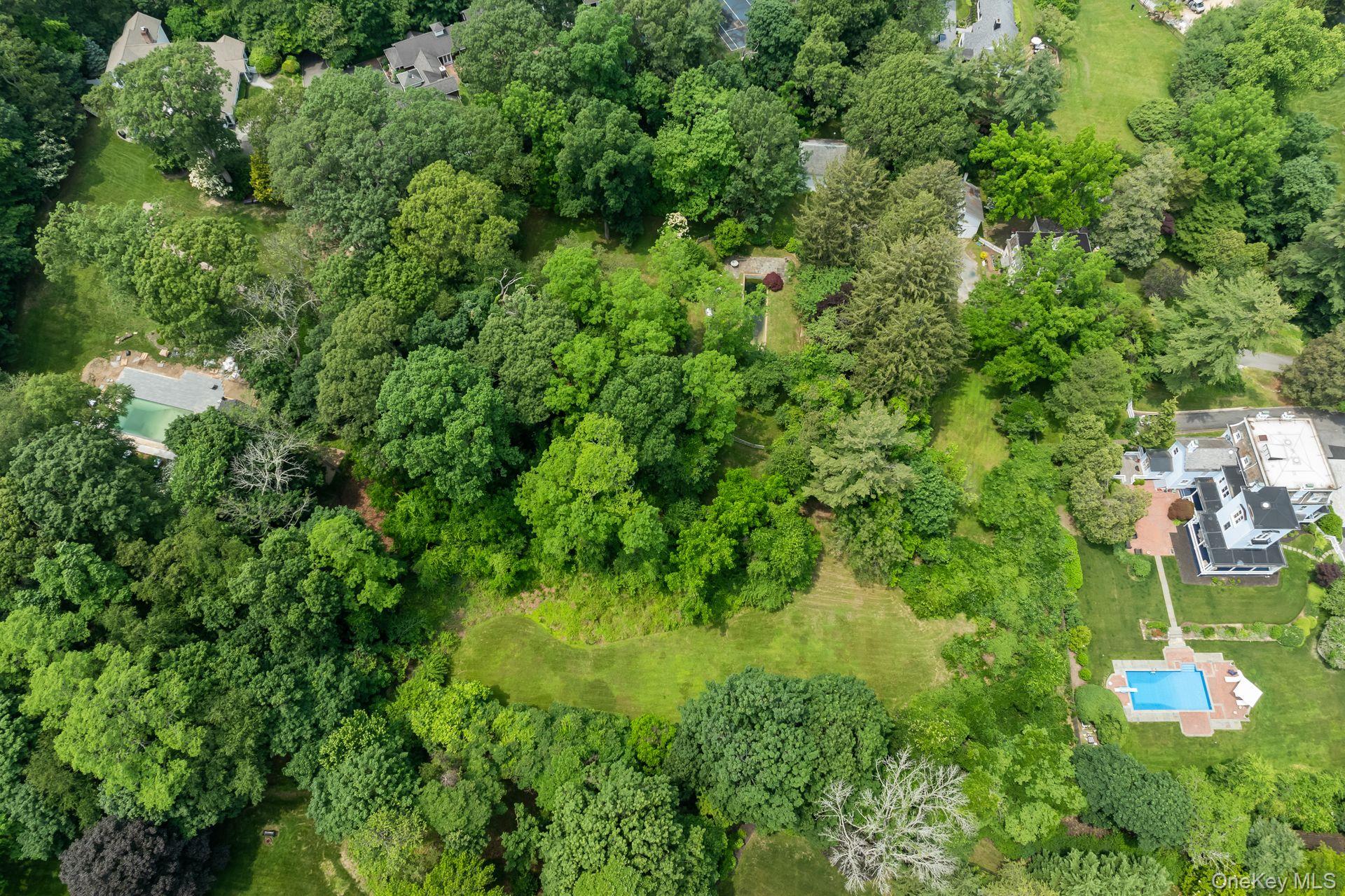 383 West Neck Road Lloyd Harbor, NY 11743 - Photo 36 of 50 Gallery Image 36