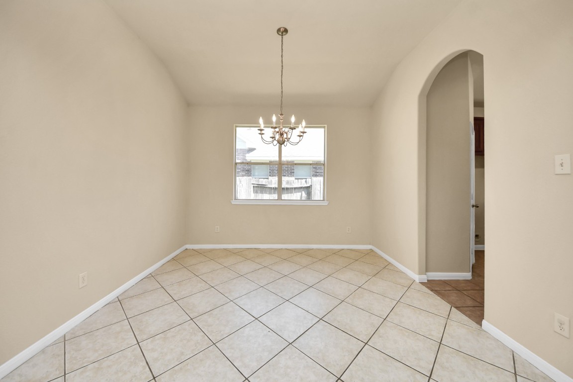 2514 Broad Timbers Drive Spring, TX 77373 - Photo 15 of 41