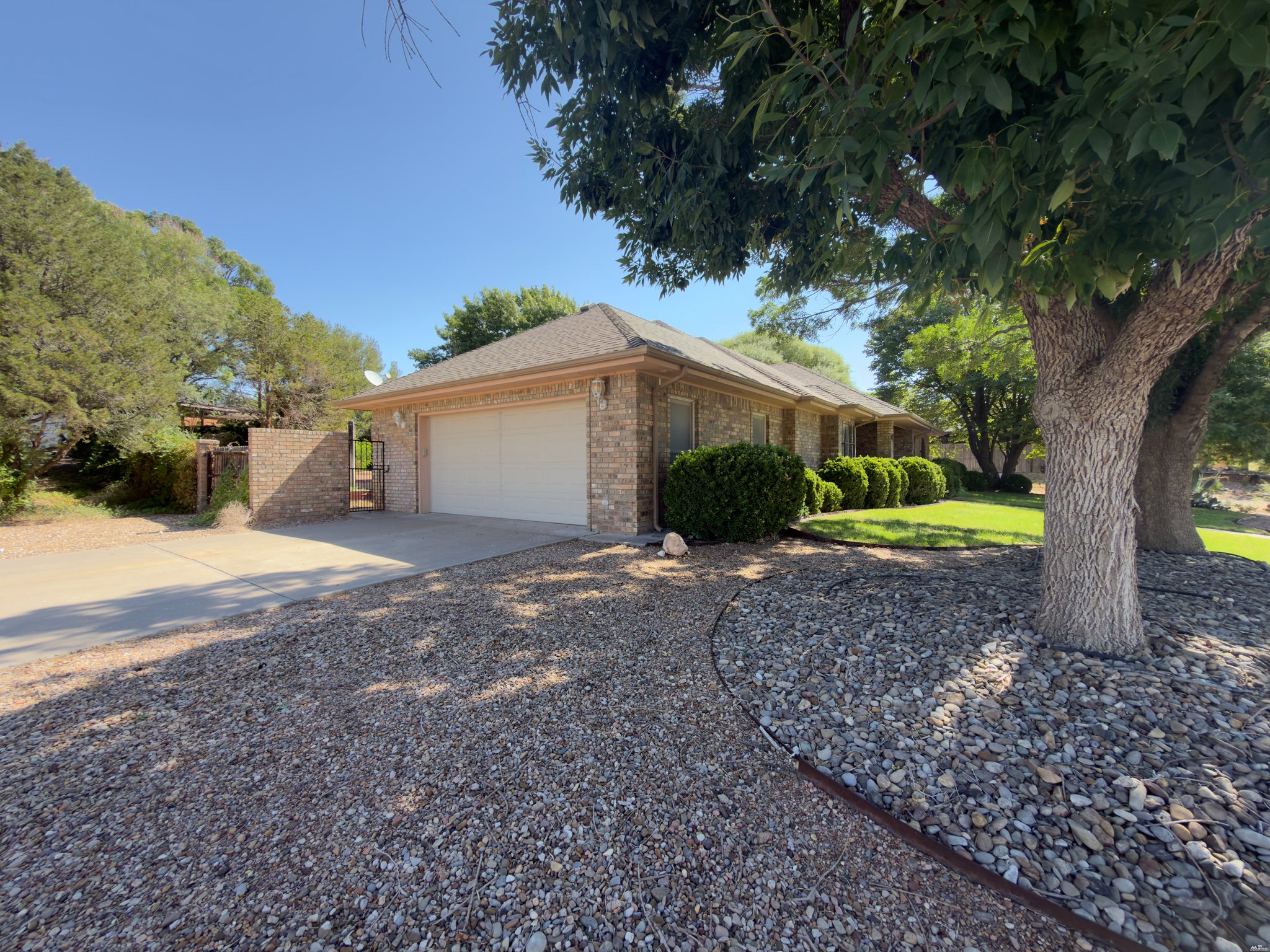 2903 Riverside Drive Roswell, NM 88201 - Photo 4 of 53 Gallery Image 4