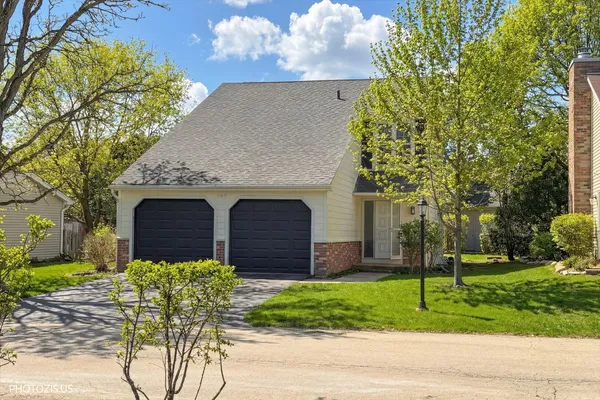 $380,000 | 642 Williams Court, Gurnee, IL 60031
