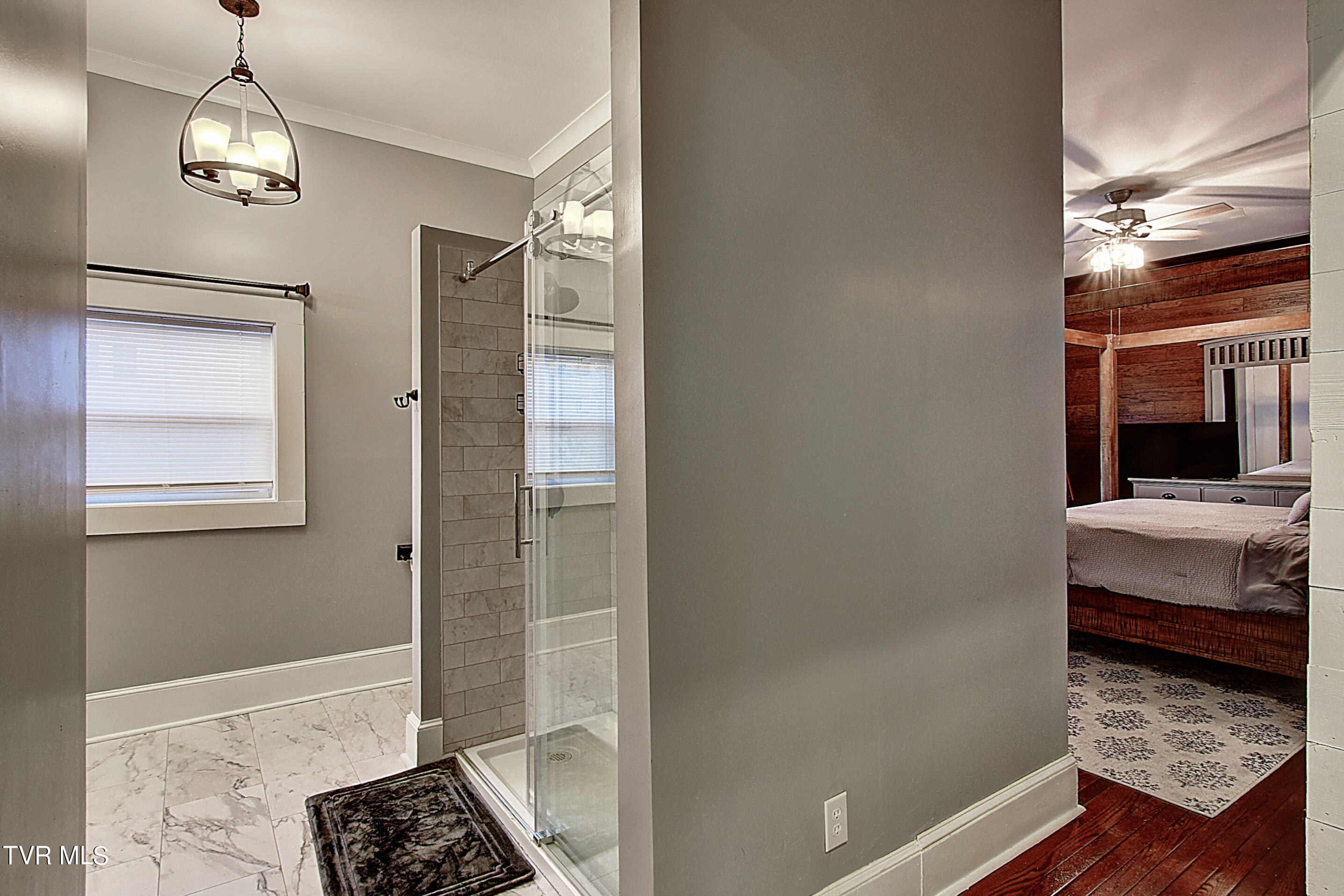 504 Maple Street Elizabethton, TN 37643 - Photo 19 of 36 DSC_0262And8more