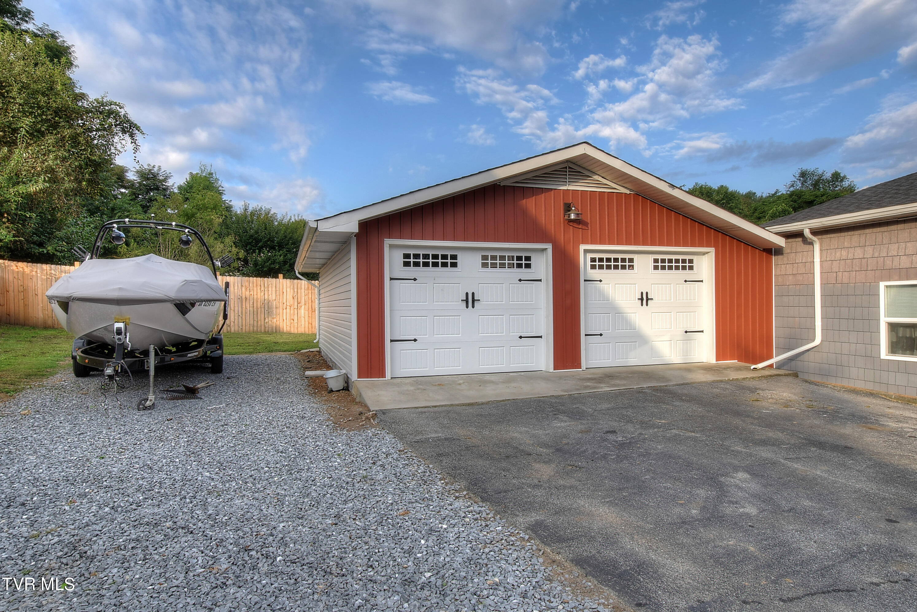 504 Maple Street Elizabethton, TN 37643 - Photo 4 of 36 6