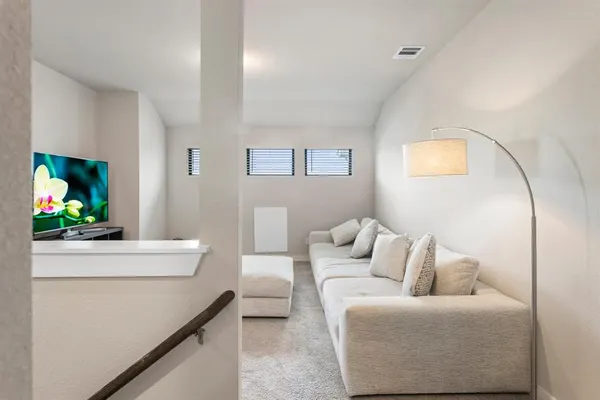$2,200 | 283 Fieldwood Drive, Unit A, Buda, TX 78610